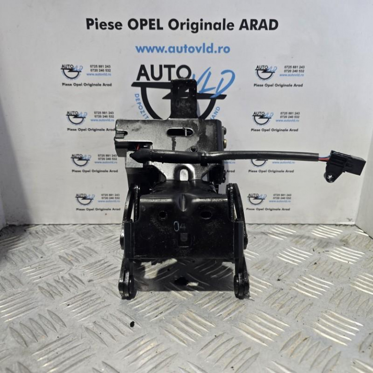Incuietoare stanga haion Opel Astra H Twintop 2004-2007 13303390500