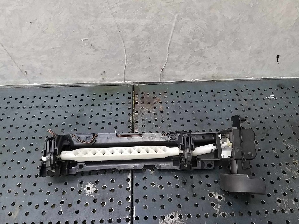 Incuietoare torpedou mercedes e class w211 2116800184