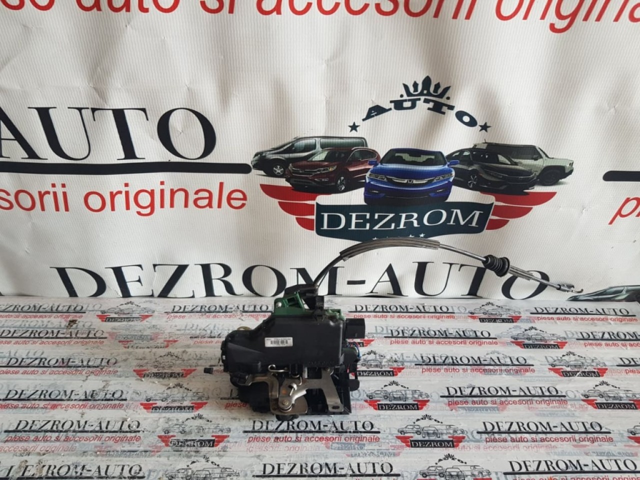 Incuietoare usa dreapta spate Audi A3 8L 3b4839016m
