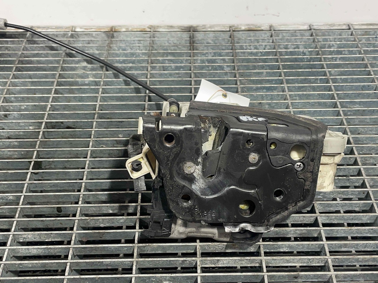 INCUIETOARE USA FATA DREAPTA AUDI A1 A1 1.6 TDI - (2010 2014)