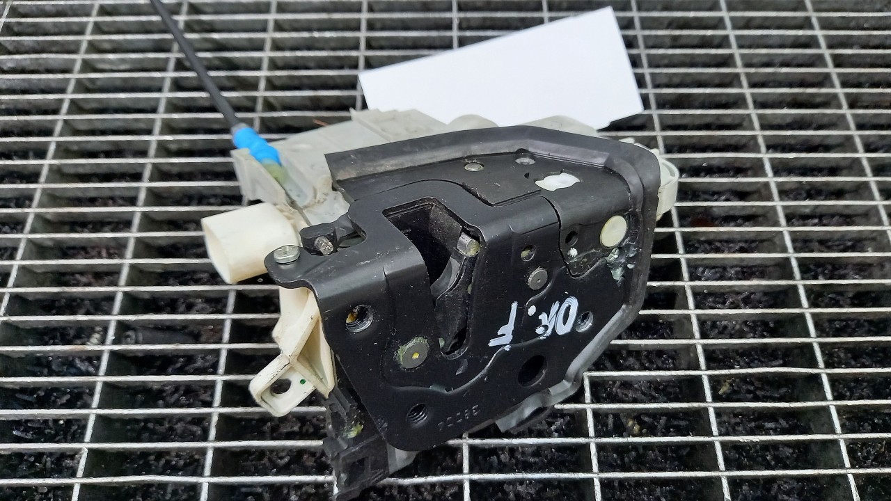 INCUIETOARE USA FATA DREAPTA AUDI A3 A3 - - (2012 2016)