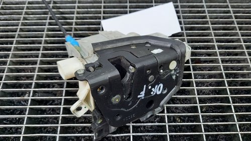 INCUIETOARE USA FATA DREAPTA AUDI A3 A3 - - (2012 2016)