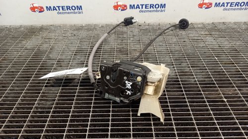 INCUIETOARE USA FATA DREAPTA AUDI A3 A3 - - (2012 2016)