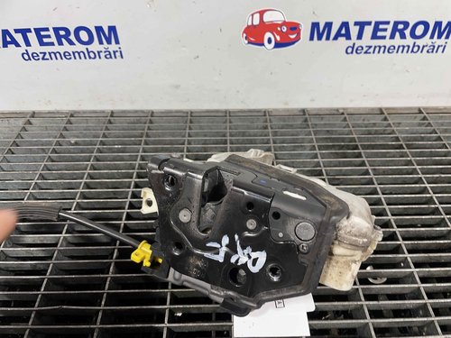 INCUIETOARE USA FATA DREAPTA AUDI A5 - - (2007 2011)