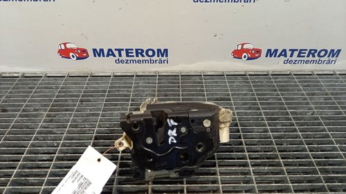 INCUIETOARE USA FATA DREAPTA AUDI A5 A5 - - (2007 2011)