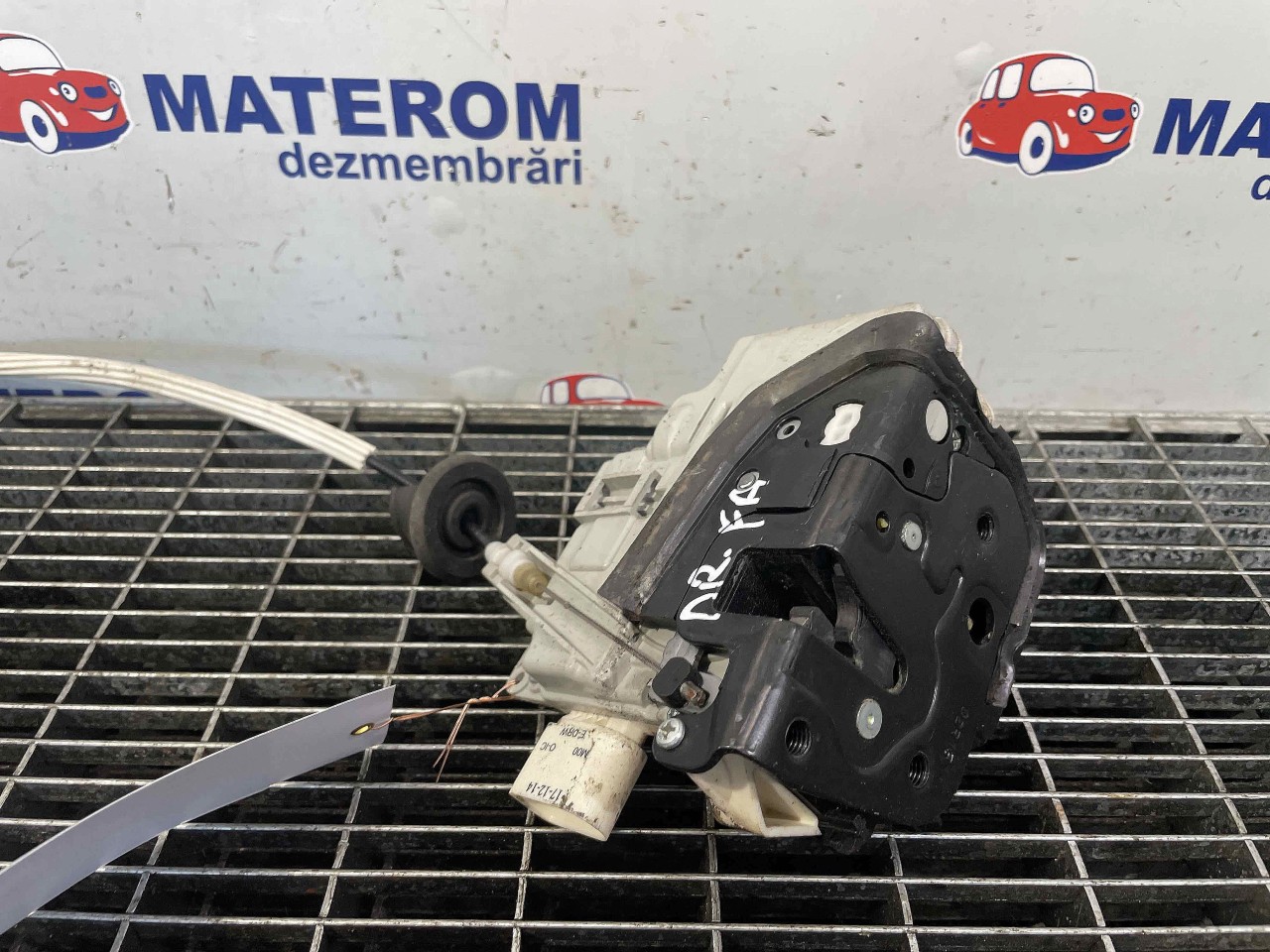 INCUIETOARE USA FATA DREAPTA AUDI A6 ALLROAD A6 ALLROAD - - (2006 2011)