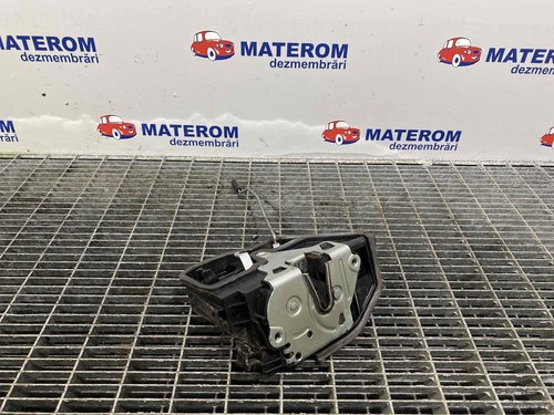 INCUIETOARE USA FATA DREAPTA BMW SERIA 1 F20 - - (2011 2015)