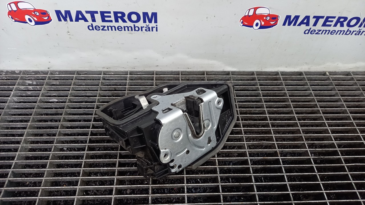 INCUIETOARE USA FATA DREAPTA BMW SERIA 1 F20 - - (2011 2015)