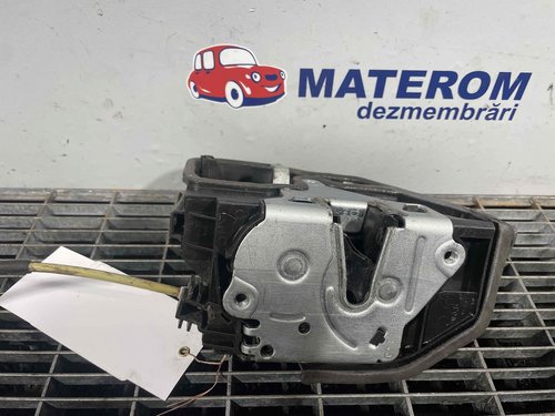 INCUIETOARE USA FATA DREAPTA BMW SERIA 5 F 10 - - (2010 2014)