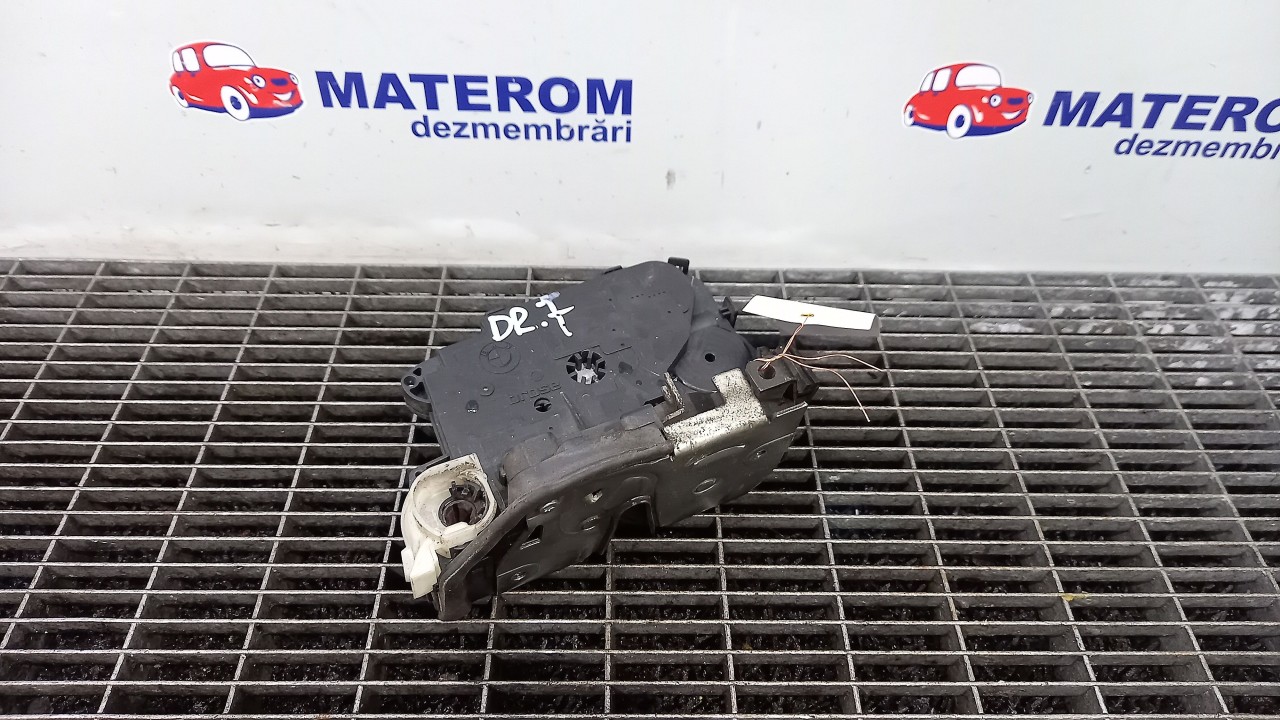 INCUIETOARE USA FATA DREAPTA BMW X1 X1 - - (2009 2015)