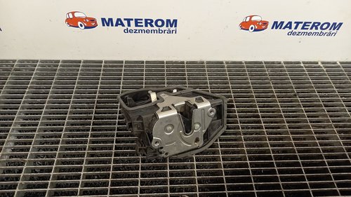 INCUIETOARE USA FATA DREAPTA BMW X3 - - (2004 2010)