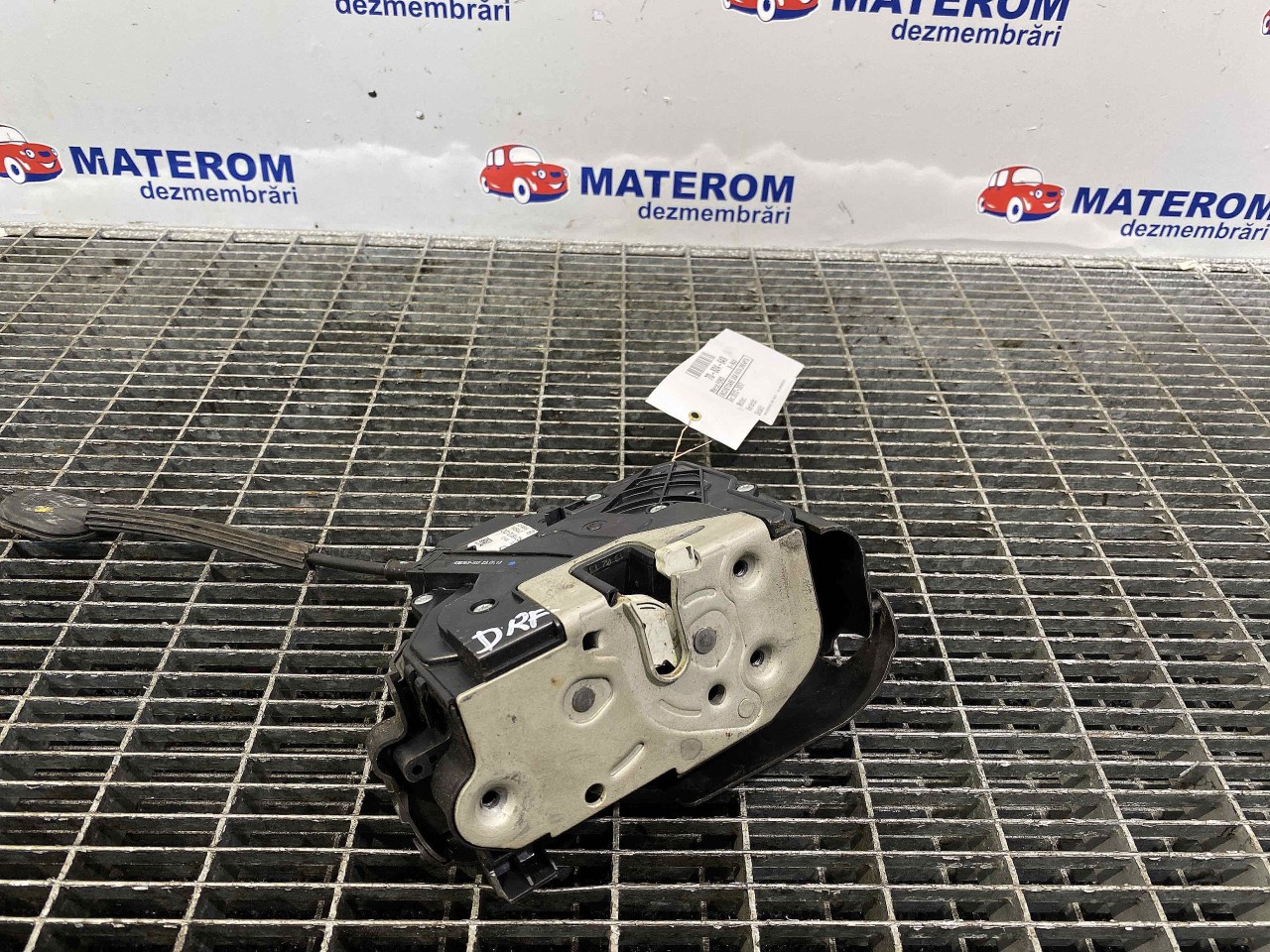 INCUIETOARE USA FATA DREAPTA FORD B-MAX - - (2012 2017)