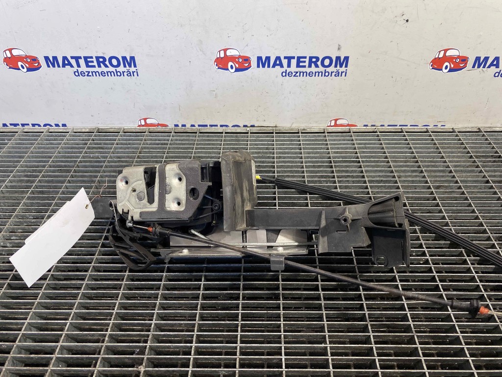 INCUIETOARE USA FATA DREAPTA FORD C-MAX - - (2010 2015)