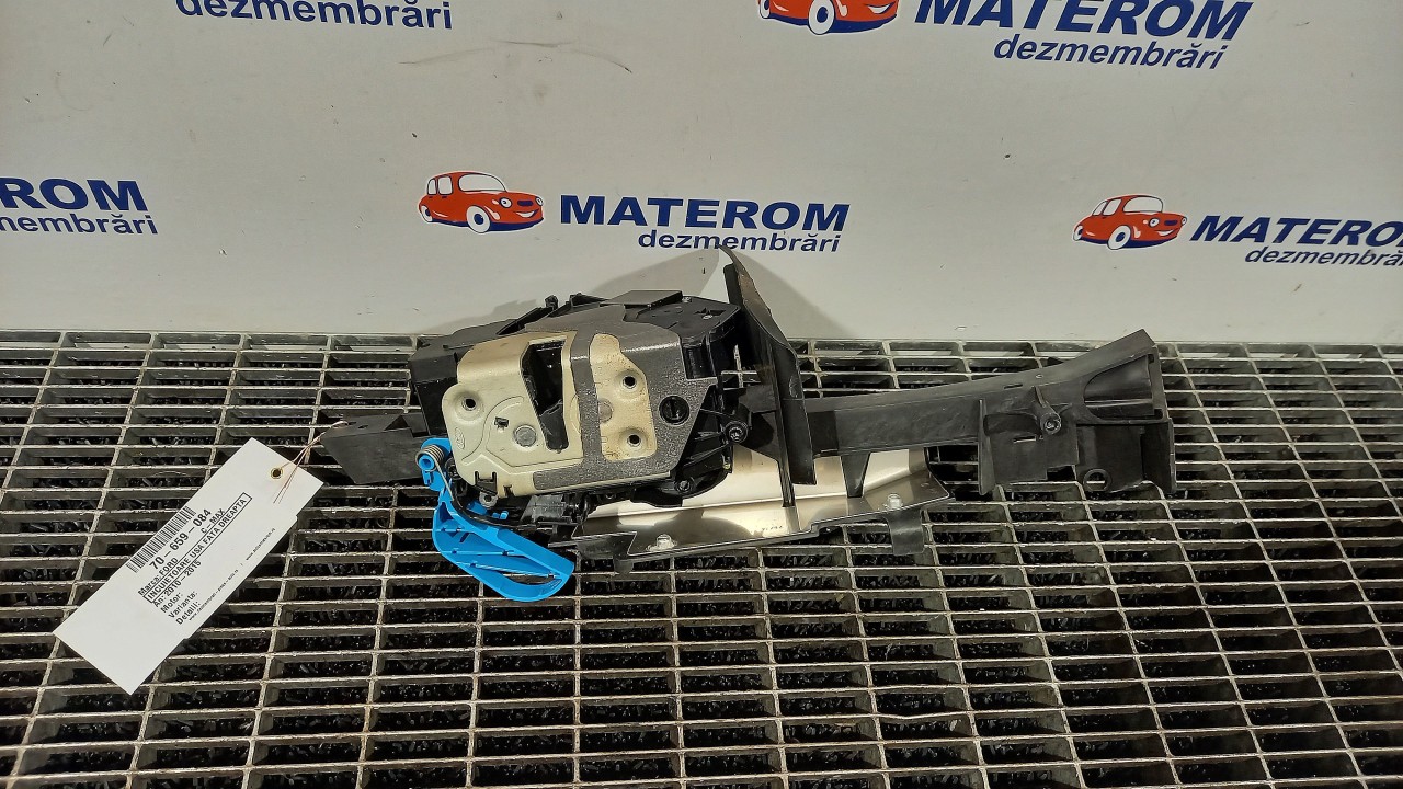 INCUIETOARE USA FATA DREAPTA FORD C-MAX 
