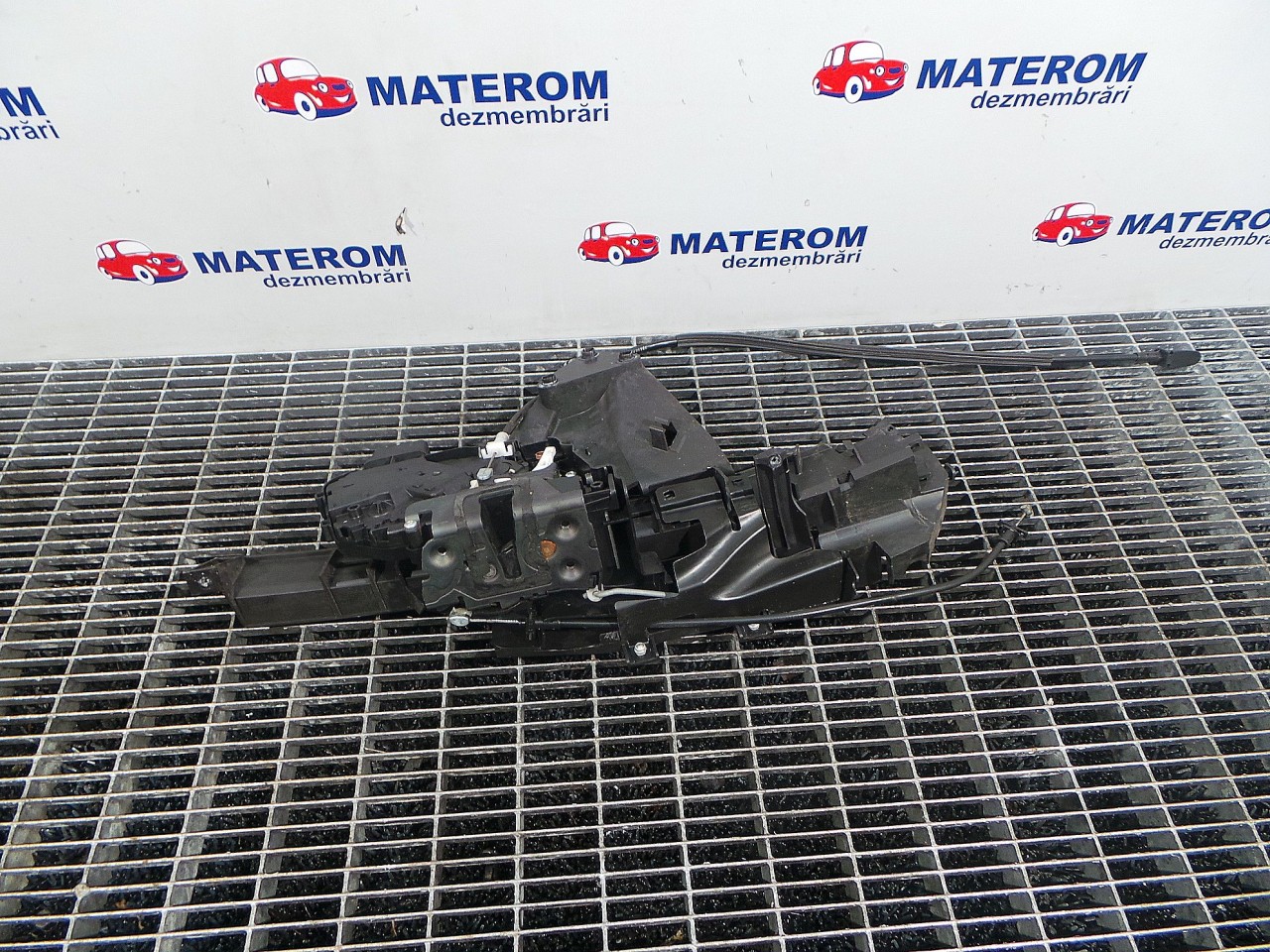 INCUIETOARE USA FATA DREAPTA FORD C-MAX C-MAX - - (2007 2010)