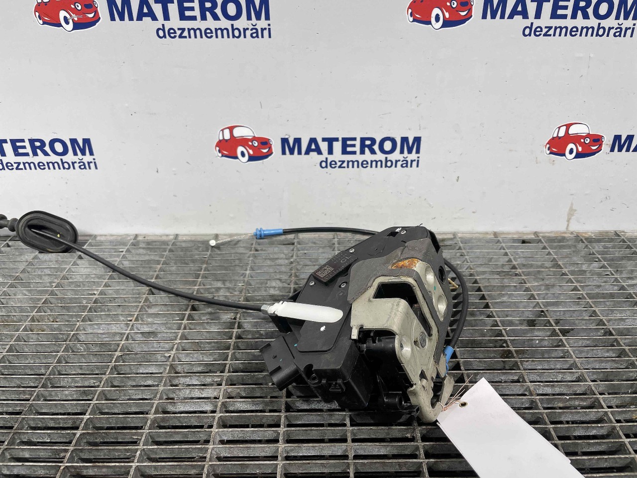 INCUIETOARE USA FATA DREAPTA FORD ECOSPORT - - (2013 2018)