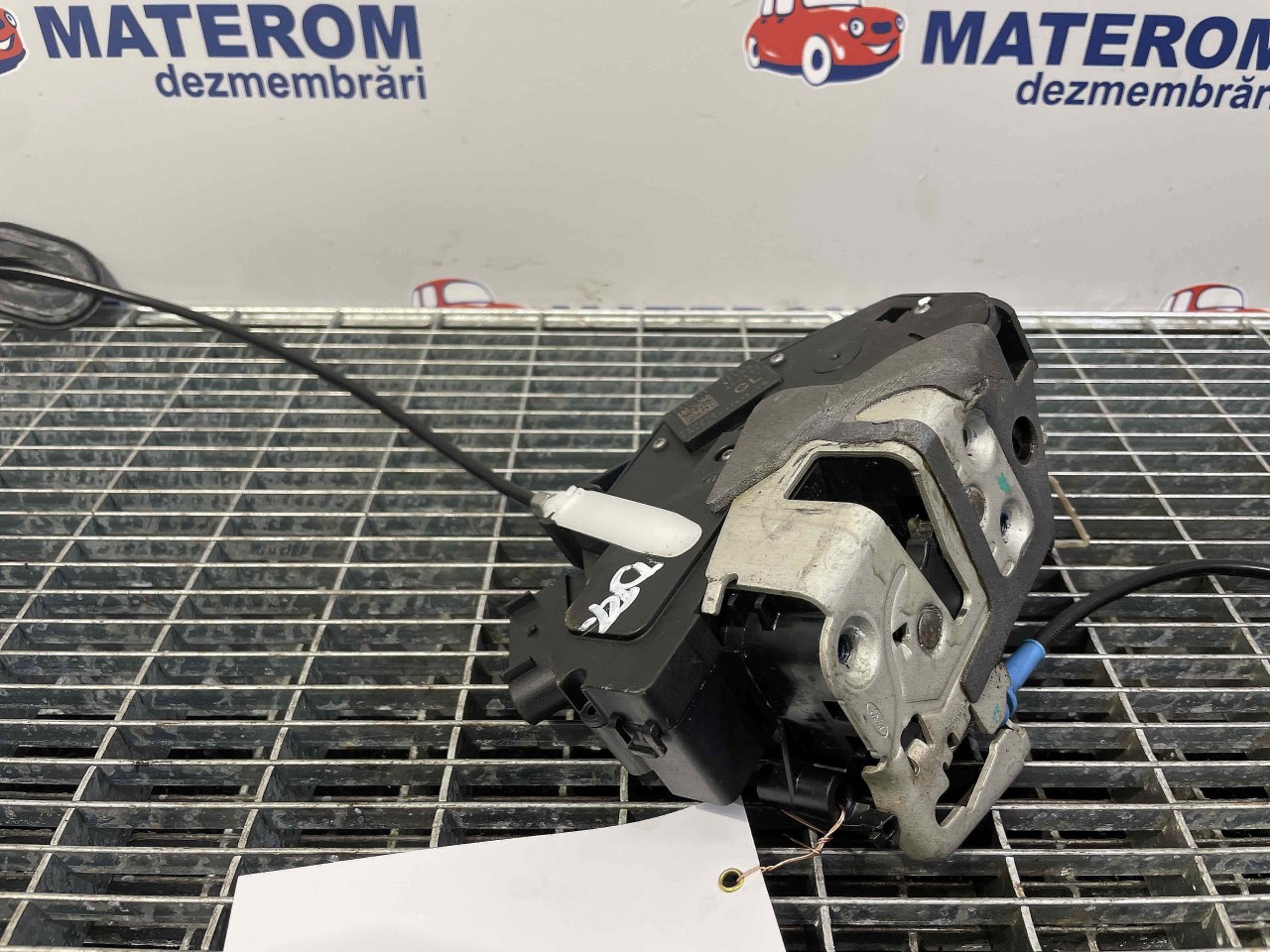 INCUIETOARE USA FATA DREAPTA FORD ECOSPORT - - (2013 2018)