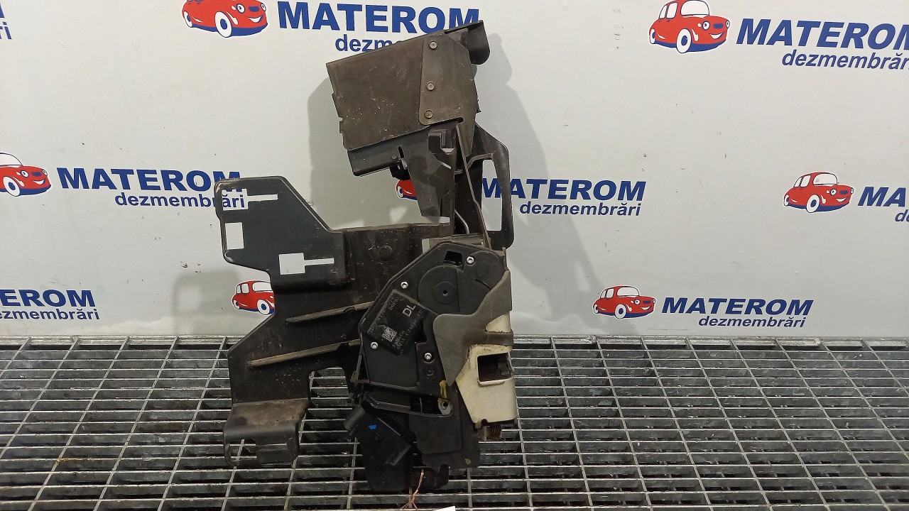 INCUIETOARE USA FATA DREAPTA FORD FIESTA FIESTA - - (2012 2017)