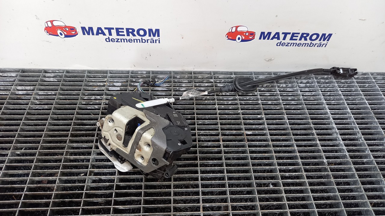INCUIETOARE USA FATA DREAPTA FORD FIESTA FIESTA - - (2012 2017)