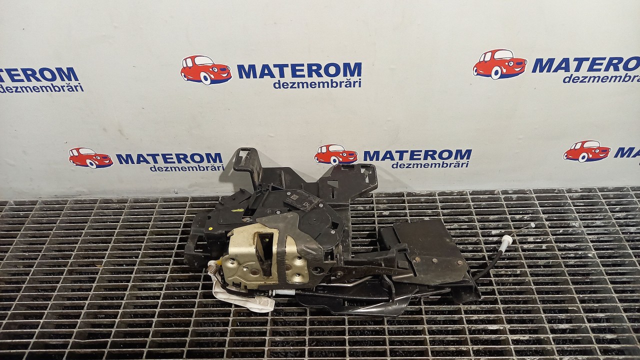 INCUIETOARE USA FATA DREAPTA FORD FIESTA FIESTA - - (2012 2017)