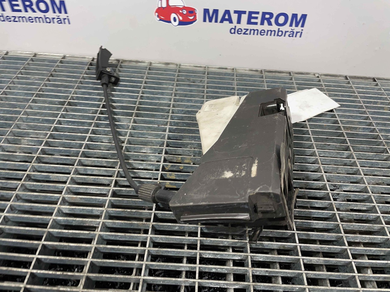 INCUIETOARE USA FATA DREAPTA FORD GALAXY GALAXY - - (2000 2005)