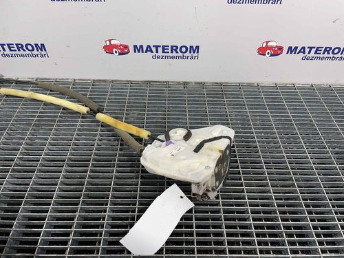 INCUIETOARE USA FATA DREAPTA MAZDA 3 - - (2013 2018)