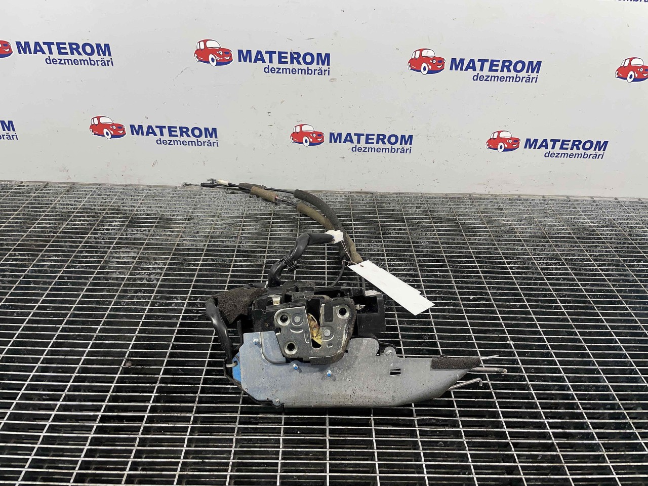 INCUIETOARE USA FATA DREAPTA MAZDA CX-7 CX-7 - - (2006 2012)