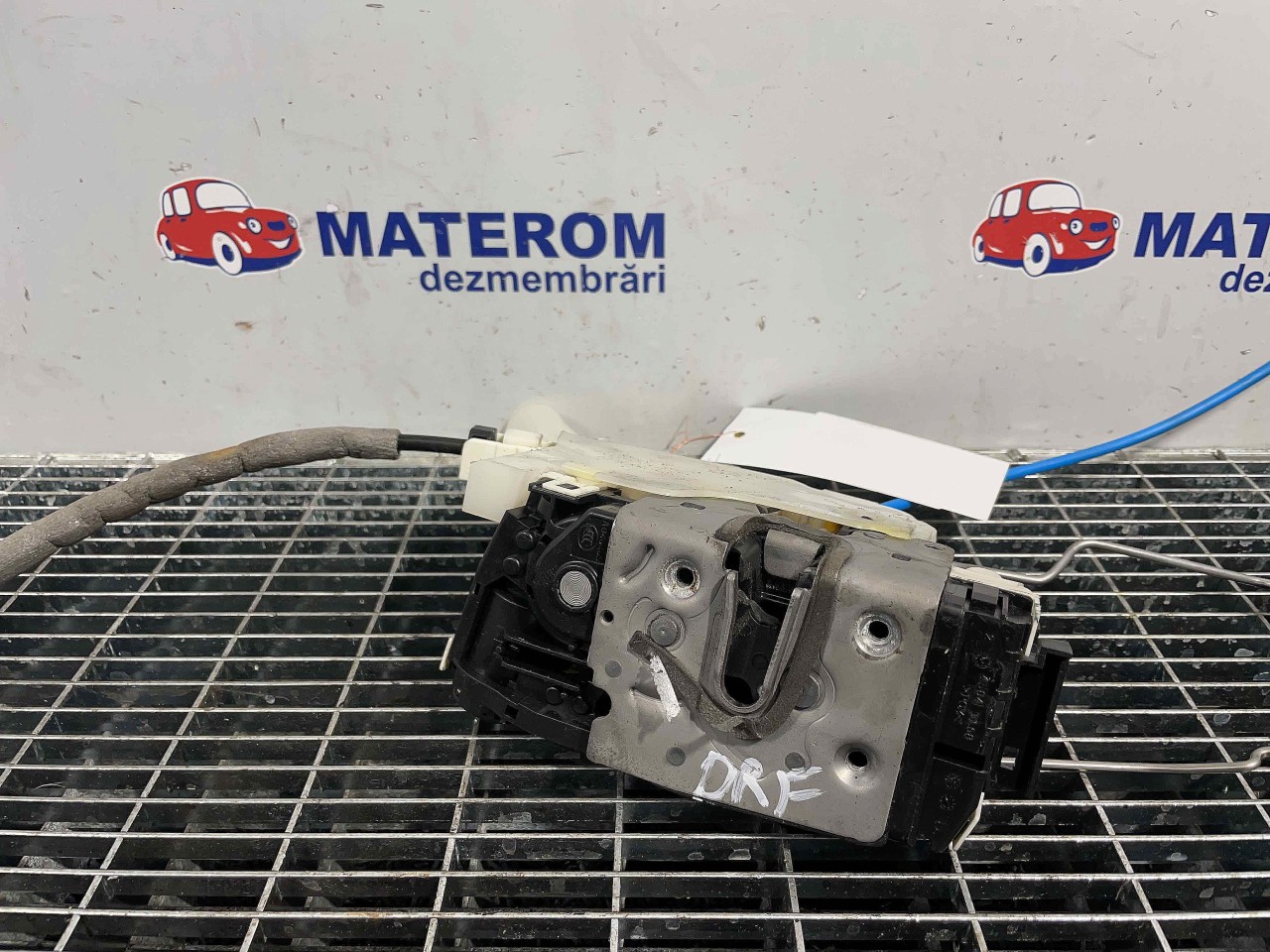INCUIETOARE USA FATA DREAPTA MERCEDES E-CLASS E-CLASS - - (2009 2013)