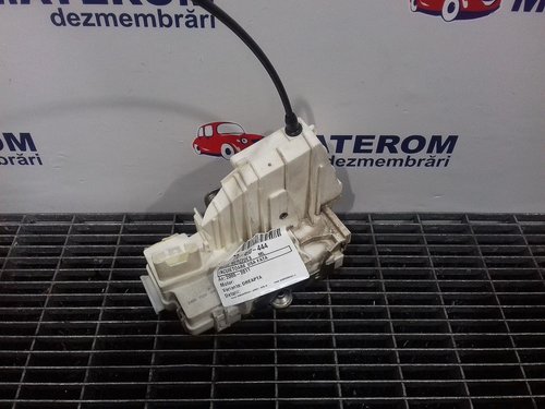 INCUIETOARE USA FATA DREAPTA MERCEDES ML ML - - (2005 2011)