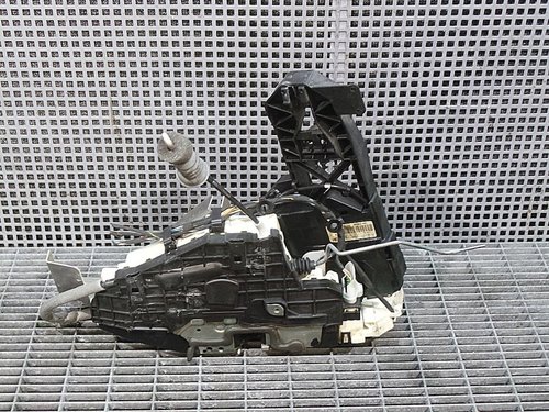 INCUIETOARE USA FATA DREAPTA MERCEDES S-CLASS S-CLASS - - (2006 2013)