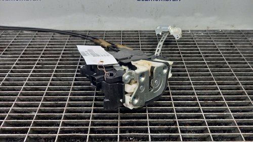INCUIETOARE USA FATA DREAPTA MITSUBISHI OUTLANDER - - (2006 2012)