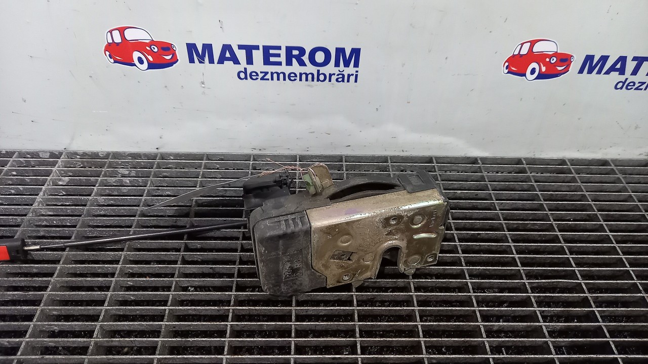 INCUIETOARE USA FATA DREAPTA OPEL ASTRA G - - (1998 2004)