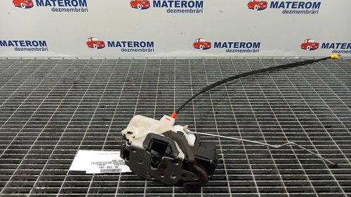 INCUIETOARE USA FATA DREAPTA OPEL ASTRA J - - (2012 2015)