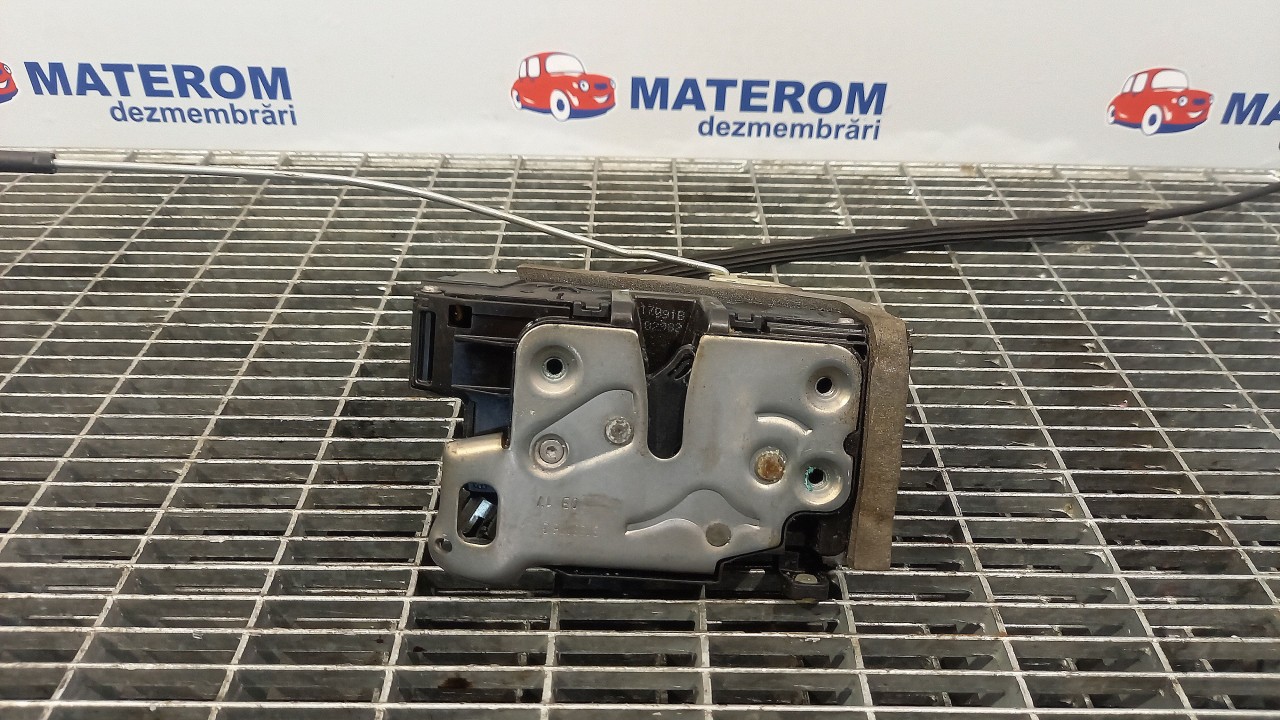 INCUIETOARE USA FATA DREAPTA OPEL ASTRA K - - (2015 2021)