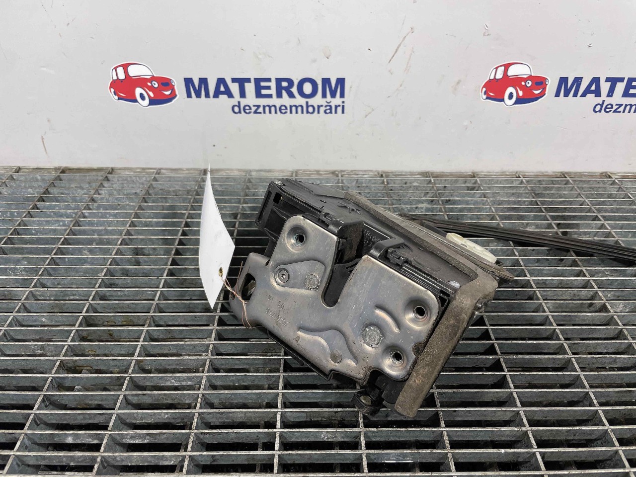 INCUIETOARE USA FATA DREAPTA OPEL ASTRA K ASTRA K - - (2015 2021)