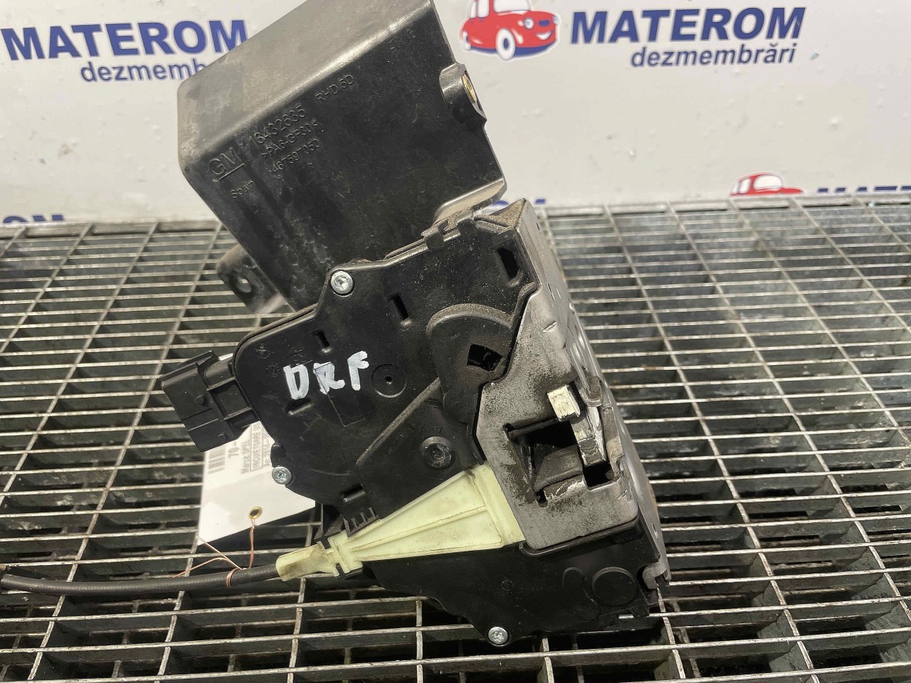 INCUIETOARE USA FATA DREAPTA OPEL CORSA E - - (2014 2019)