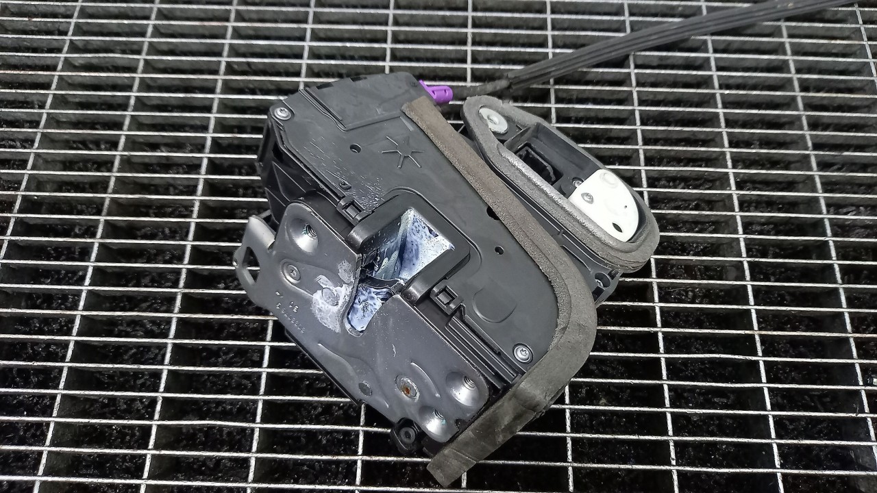 INCUIETOARE USA FATA DREAPTA OPEL INSIGNIA - - (2017 2020)