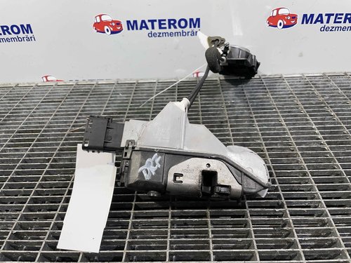 INCUIETOARE USA FATA DREAPTA PEUGEOT 3008 3008 - - (2008 2013)