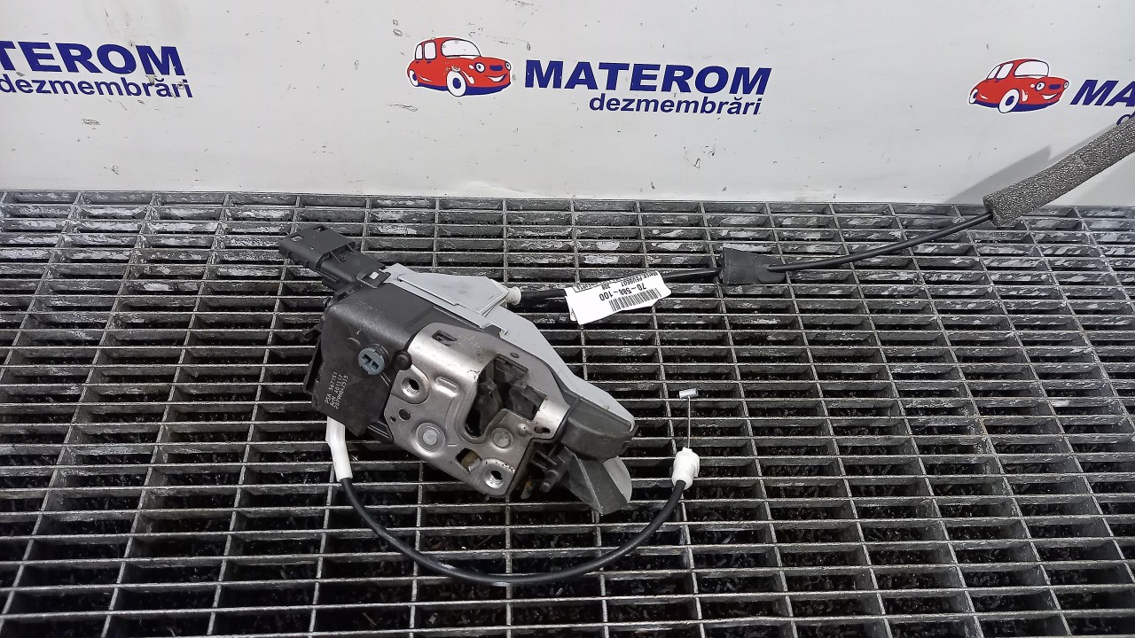 INCUIETOARE USA FATA DREAPTA PEUGEOT 308 308 - - (2007 2011)
