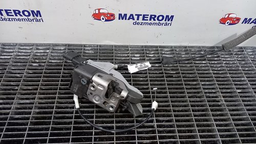 INCUIETOARE USA FATA DREAPTA PEUGEOT 308 308 - - (2007 2011)