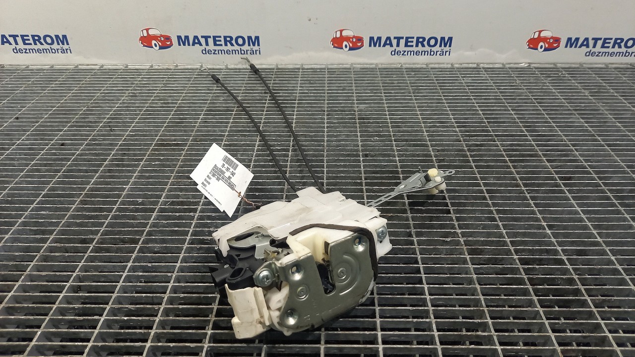 INCUIETOARE USA FATA DREAPTA PEUGEOT 4007 4007 - - (2007 2012)