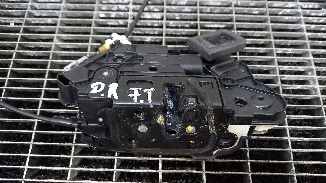 INCUIETOARE USA FATA DREAPTA SEAT TOLEDO TOLEDO - - (2012 2019)