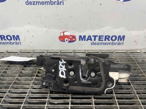 INCUIETOARE USA FATA DREAPTA SKODA OCTAVIA OCTAVIA - - (2012 2017)