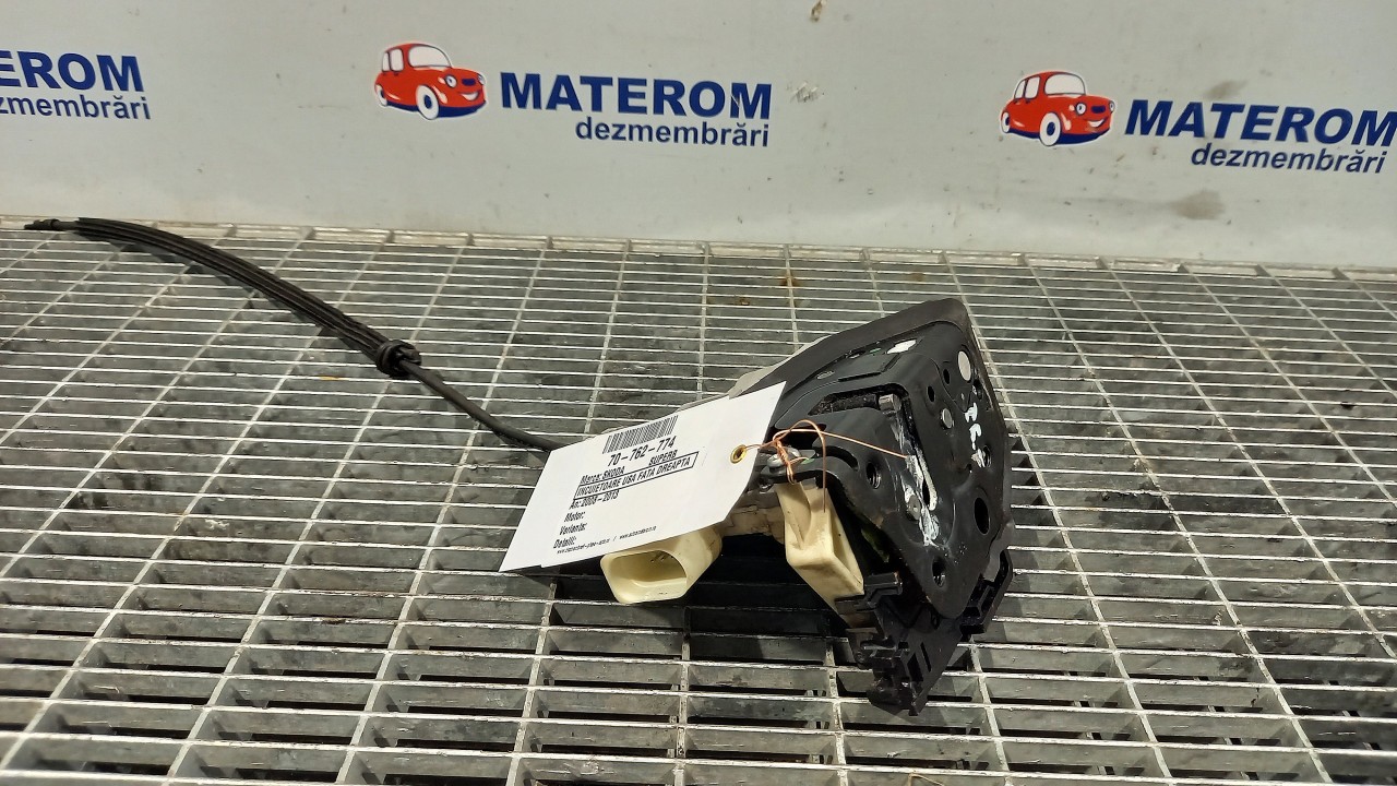 INCUIETOARE USA FATA DREAPTA SKODA SUPERB - - (2008 2013)