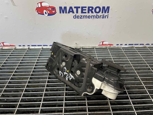 INCUIETOARE USA FATA DREAPTA SKODA SUPERB - - (2015 2020)