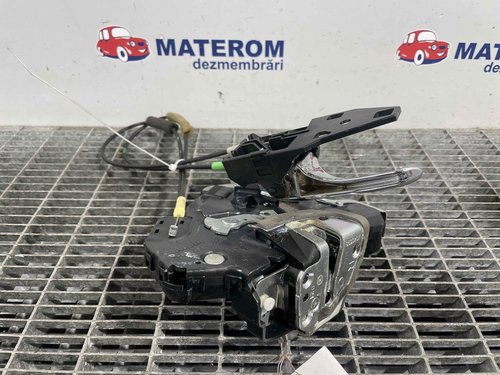 INCUIETOARE USA FATA DREAPTA TOYOTA RAV4 - - (2012 2018)