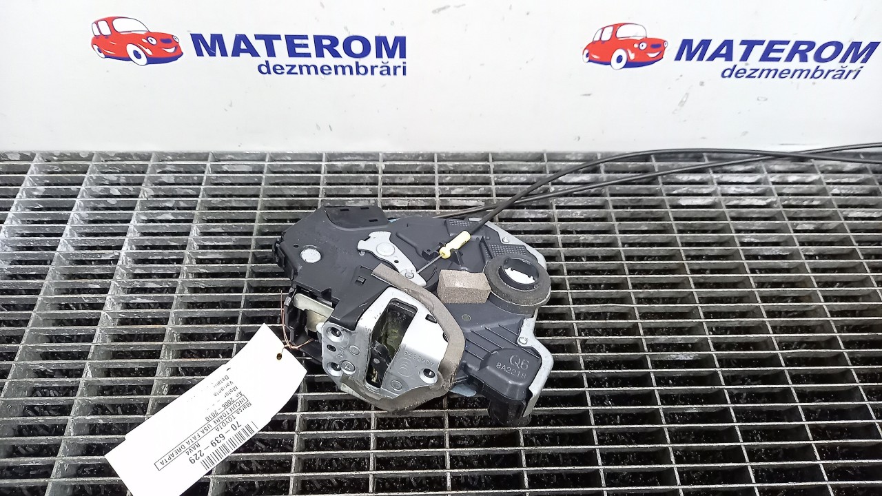 INCUIETOARE USA FATA DREAPTA TOYOTA RAV4 RAV4 - - (2006 2010)