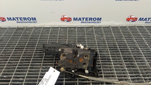 INCUIETOARE USA FATA DREAPTA VOLVO XC 60 XC 60 - - (2008 2013)