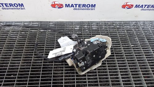 INCUIETOARE USA FATA DREAPTA VW CADDY - - (2010 2015)