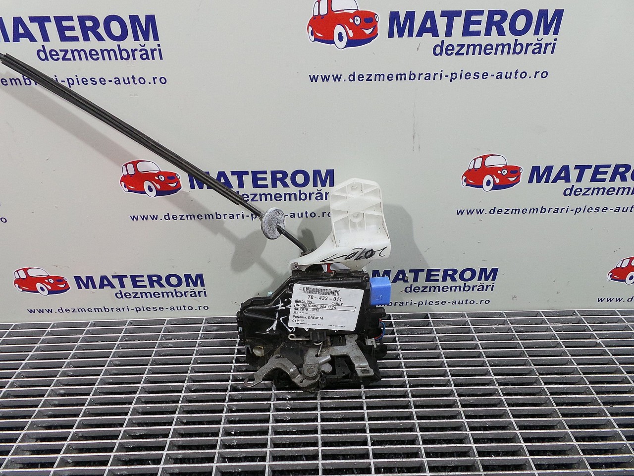INCUIETOARE USA FATA DREAPTA VW CADDY - - (2010 2015)